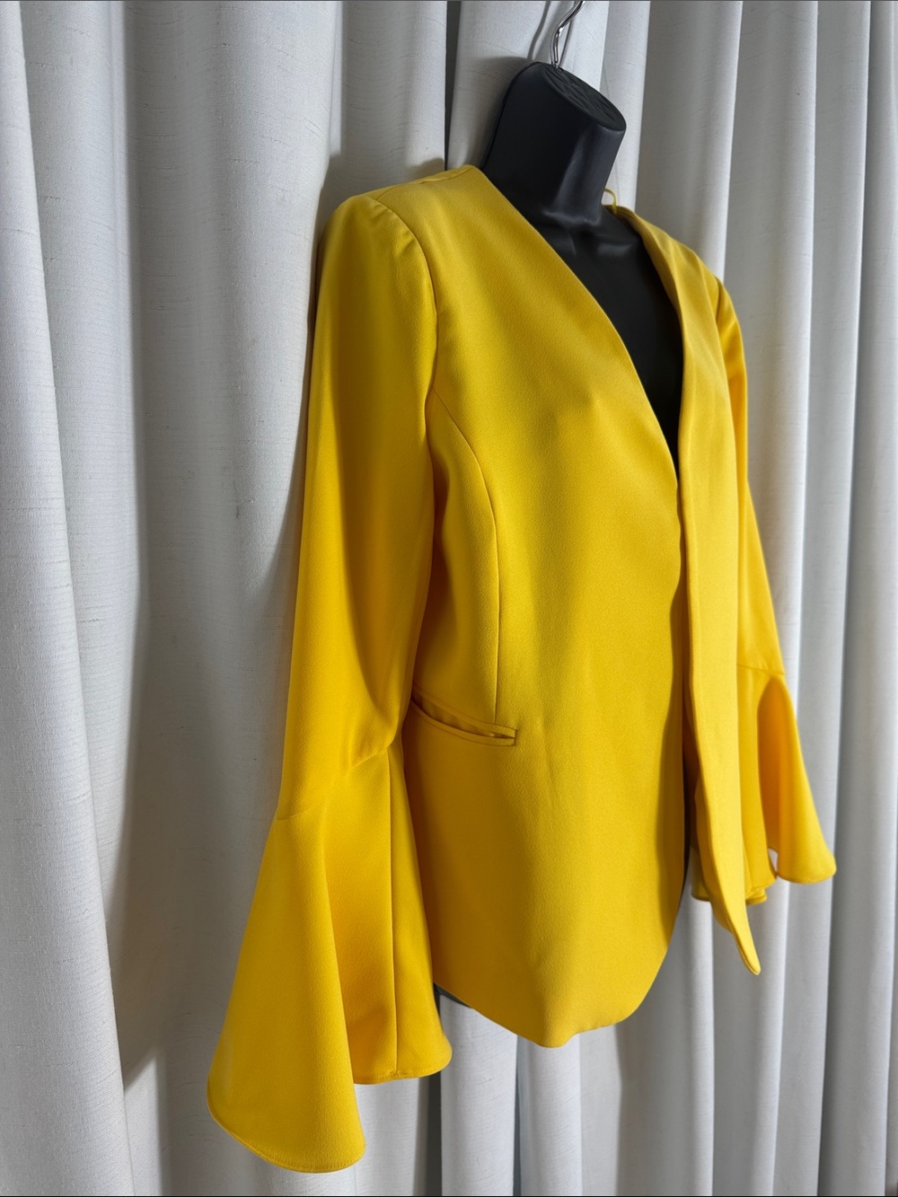 Philosophy Women’s Yellow Bell Sleeve Blazer Open Front Jacket Size 8 - Picture 6 of 13
